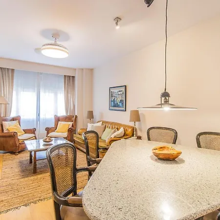 Relax Above The City-terrace, Views & Comfort Apartamento