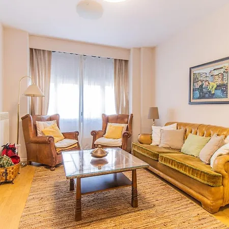 Apartamento Relax Above The City-terrace, Views & Comfort