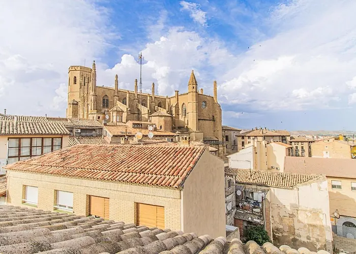 Relax Above The City-terrace, Views & Comfort * Huesca